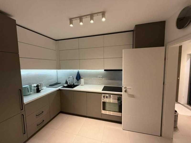 Дава се под наем Двустаен апартамент в София, Кръстова вада - 56 кв.м за 698.19 € - Снимка #2