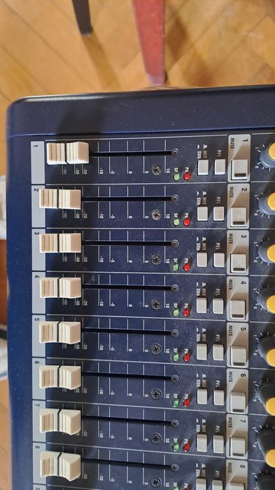 Mixer Soundcraft