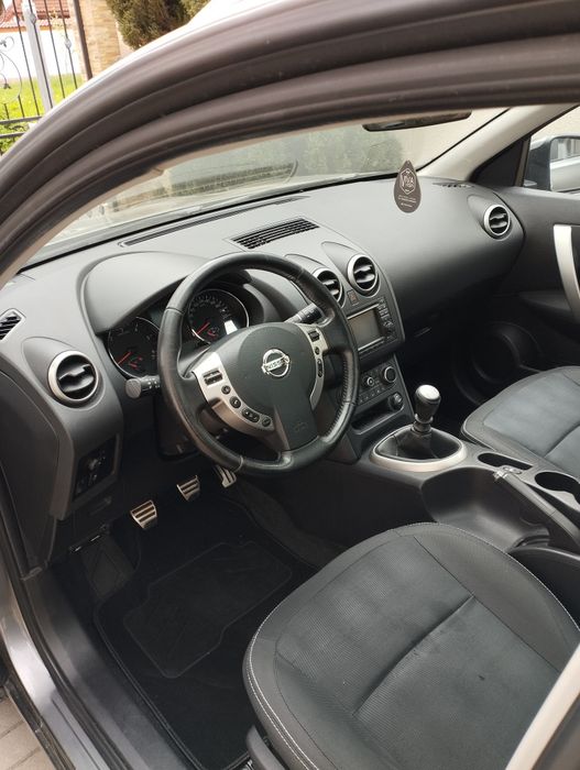 Nissan Qashqai 1,5dci,panoramic,navi,camera,stare foarte buna