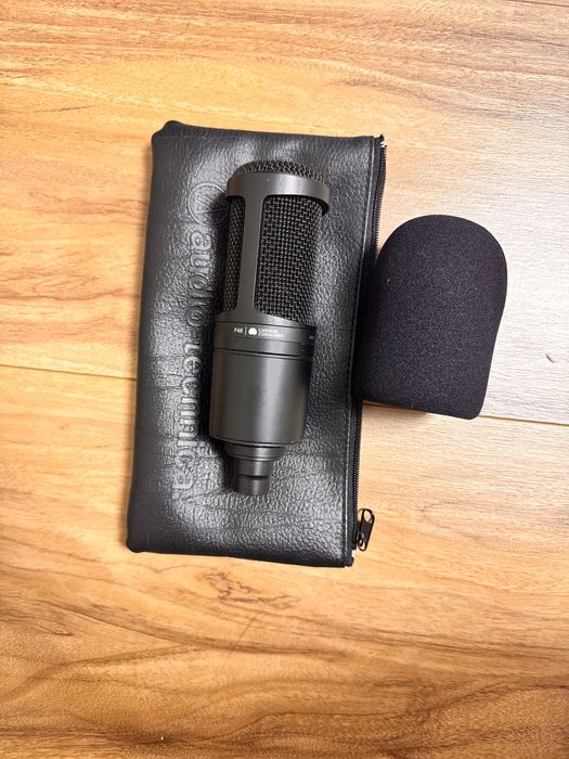 Микрофон Audio Technica AT2020