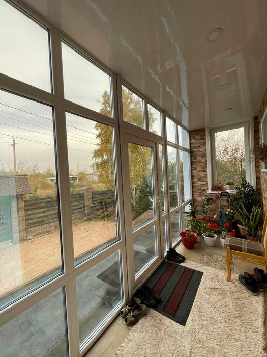 Продается коттедж в солнечном