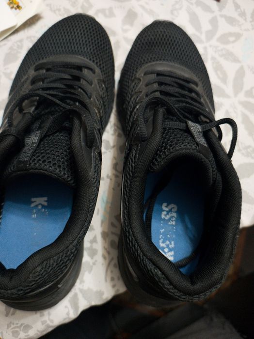 Маратонки K Swiss