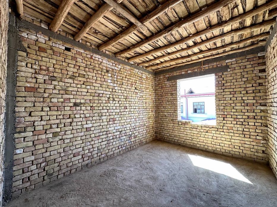 2-sotix uchaska sotiladi