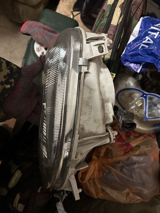 Продам фару на гольф3