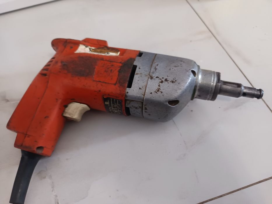 Fein Mașină de înșurubat ,utilizează tarozi !