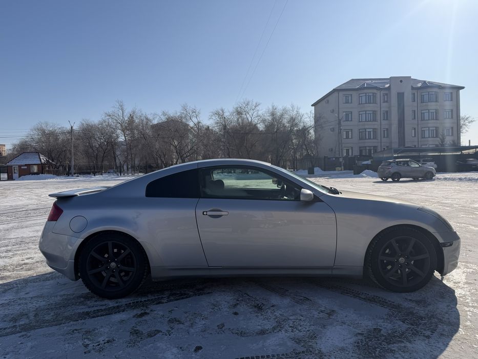 Nissan skyline coupe 2003