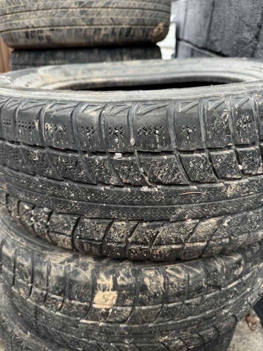 продается шины 215/60/16 triangle