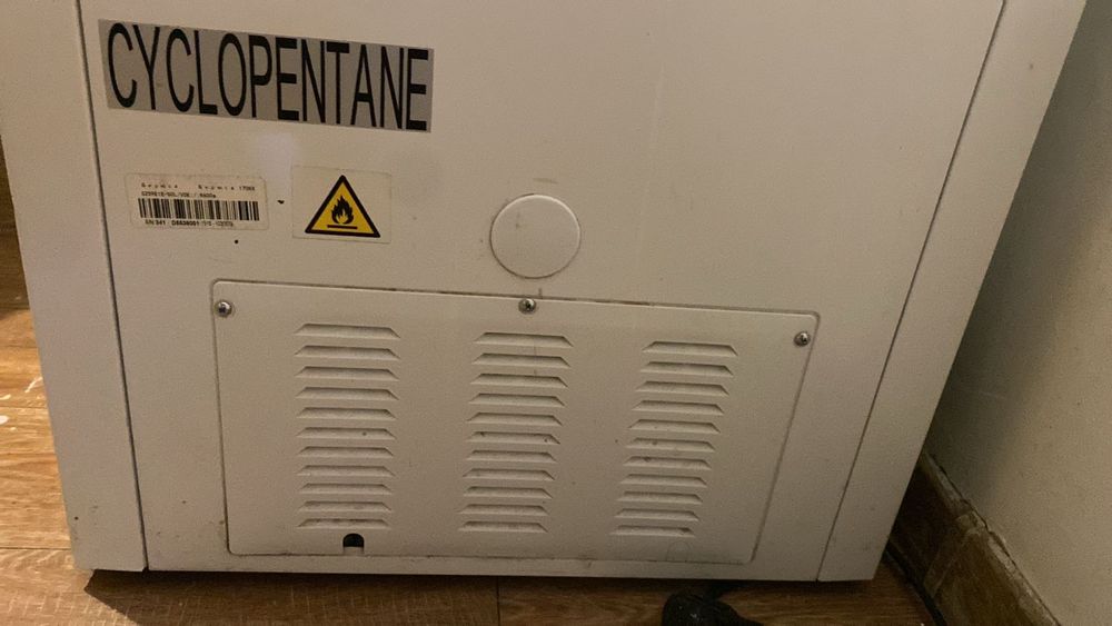 Морозильник в хорошем состоянии