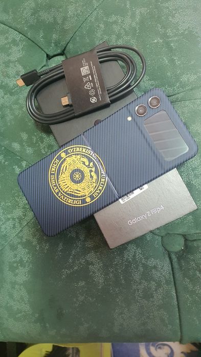 Samsung galaxy z flip 4