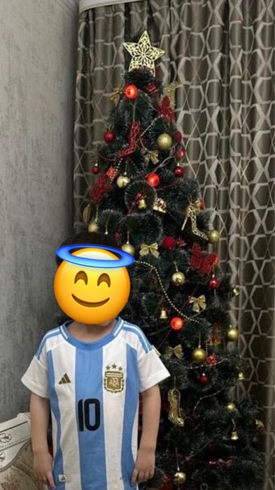 Ёлка с украшениями