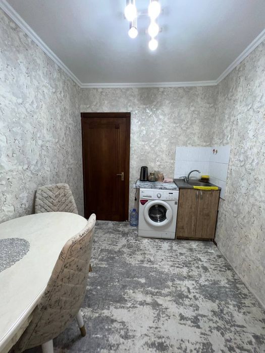 Продаётся 1 комнатная квартира. Буюк Ипак Йули.