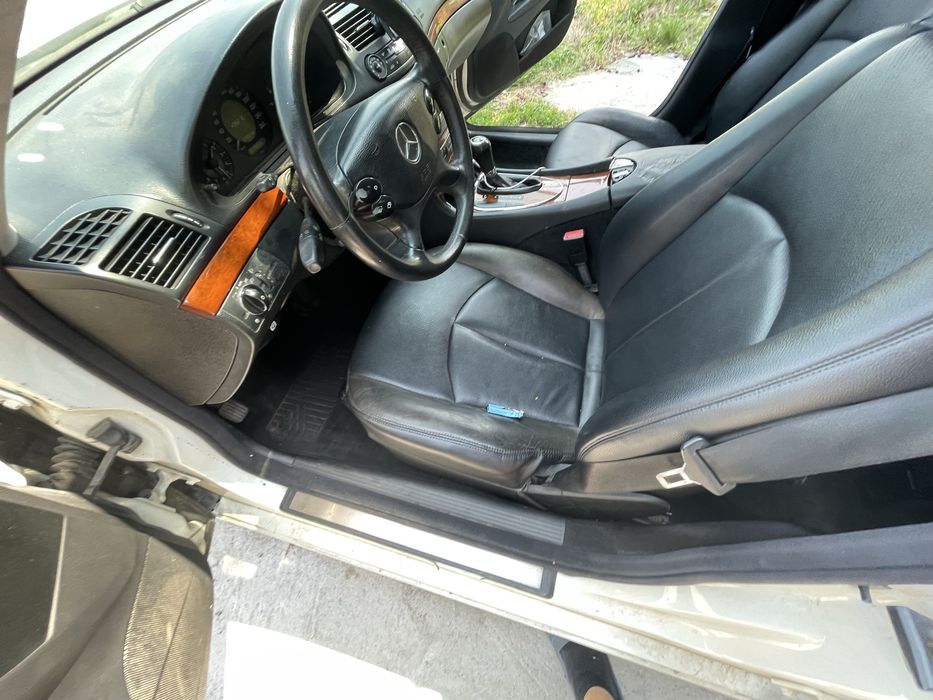 Mercedes e200, 170 de cai,272.000km