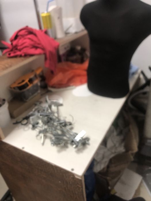 продается стол срочно