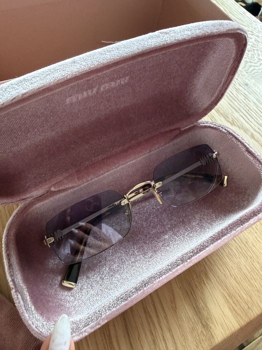 Слънчеви очила Miu Miu