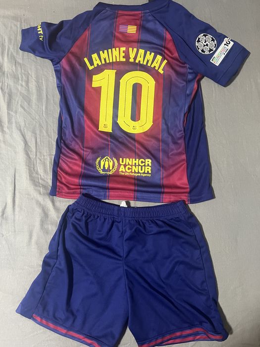 Vand echipament barcelona ucl 25/26 nou