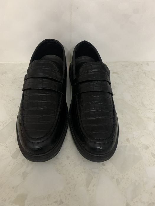 Продаются мужские туфли