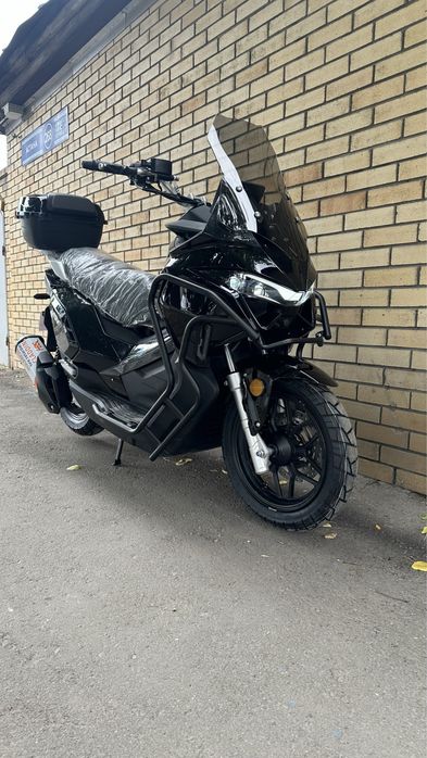 Мопед Скутер Q Max.