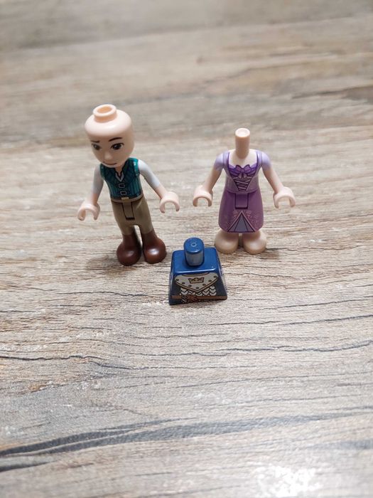 Лего сет,фигурки и институции