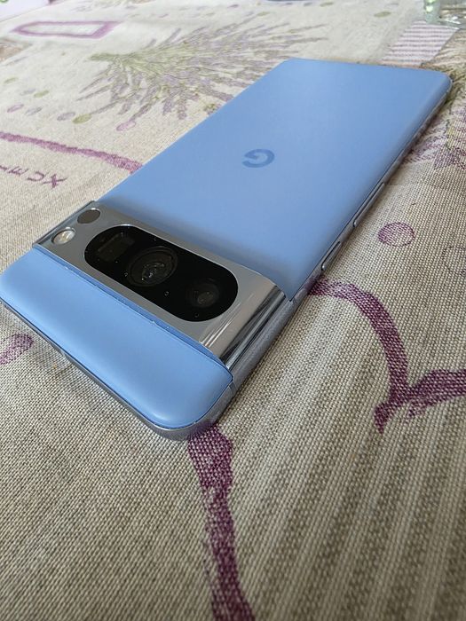 Google pixel 8 pro