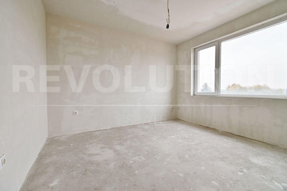 Тристаен апартамент в ж.к. Обеля 1