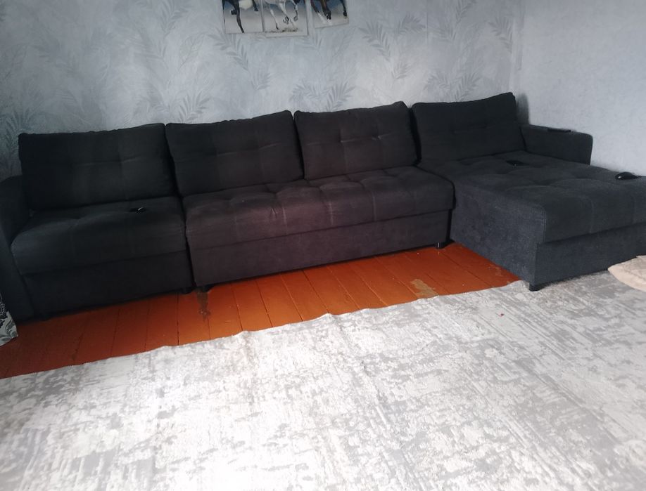 Продам диван угловой