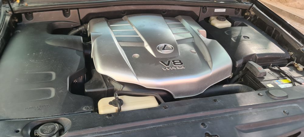 Lexus GX 470 в  отличном состоянии. Разрешение на газ пропан.