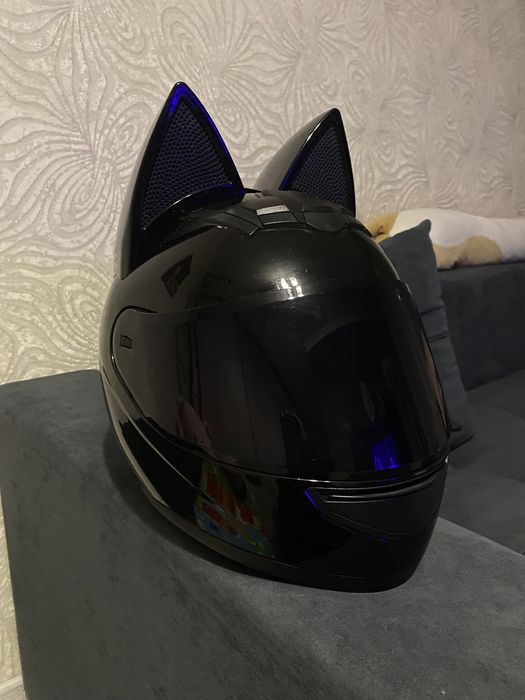 Продам мотошлем со съемными ушками размер S