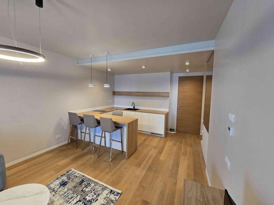 Apartament de închiriat Olimp vedere la mare ! 2 minute de plaja din Olimp !