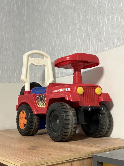 Продам машинки детские