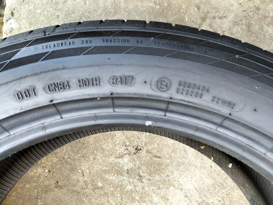 Cauciucuri de vara Continental 235 50 19