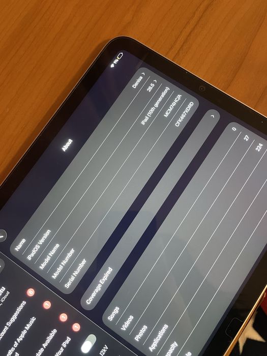 vand ipad generatia 10 +pen compatibil cu rezerve