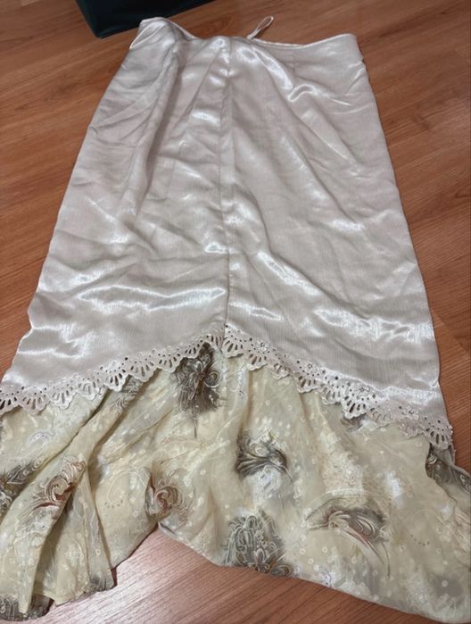 Costum bluza si fusta