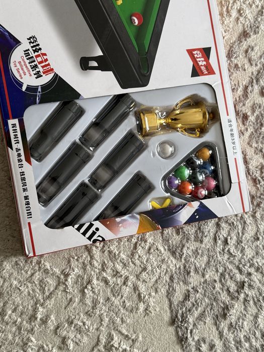 Продам игрушка детский бильярд