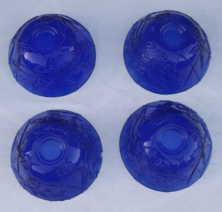 Set 4 boluri albastru intens