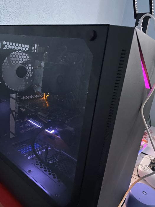 Продаеться игровой компьютер