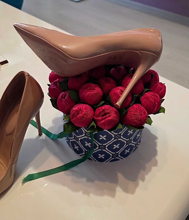 Дамски Обувки с ток