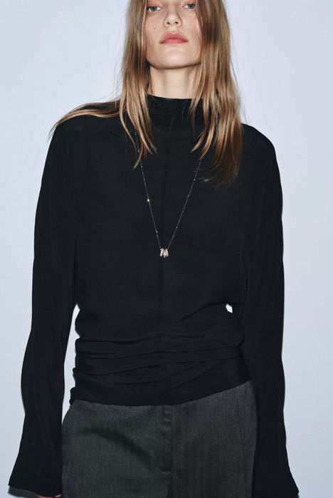 Дамска блуза ZARA нова с етикет