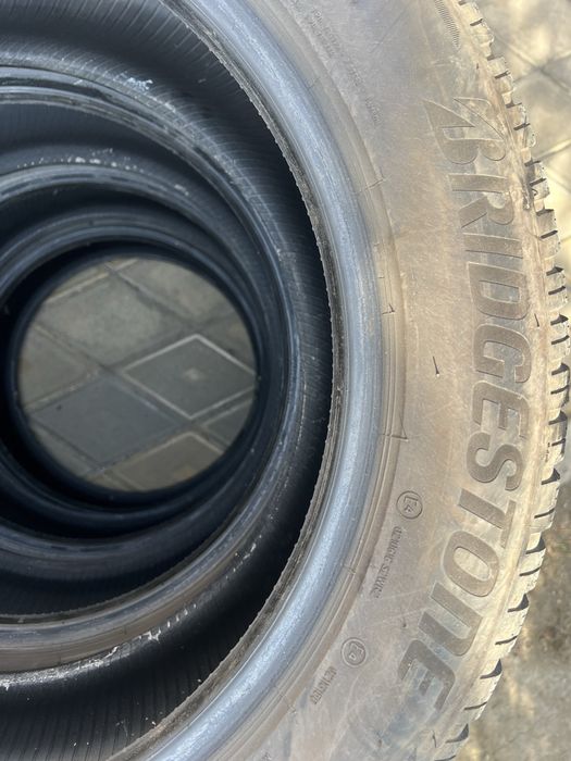 Зимни гуми Bridgestone
