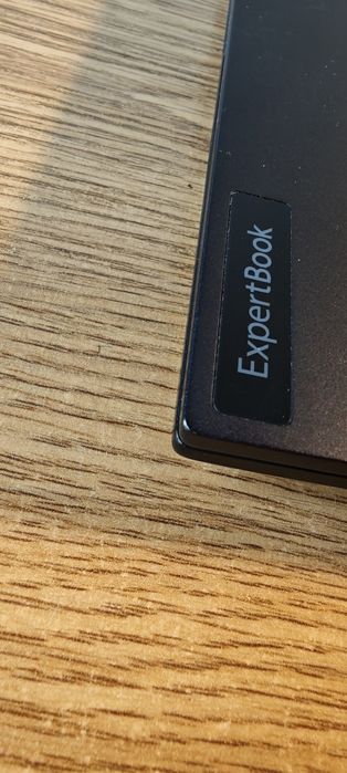 Asus ExpertBook B7 Flip (B7402F) – i7-1195G7 32GB RAM 5G 2-в-1