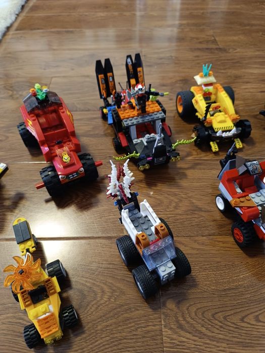 Lot 9 mașinuțe lego