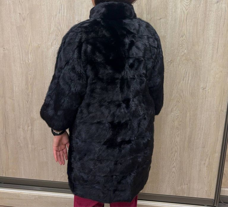 срочно продам норковую шубу