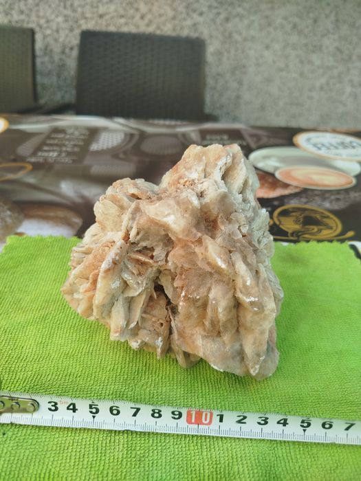 Пустинна роза  **Щшщщшшщ