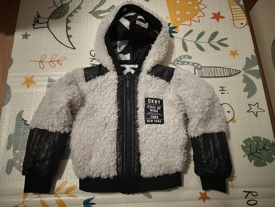 Детско двулицево яке DKNY