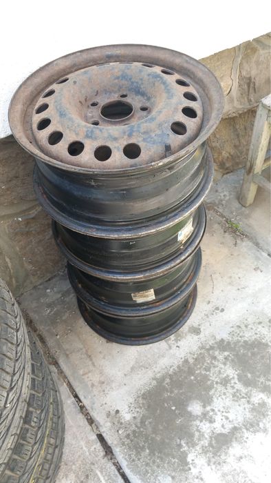 Anvelope 195 65 R15 vara