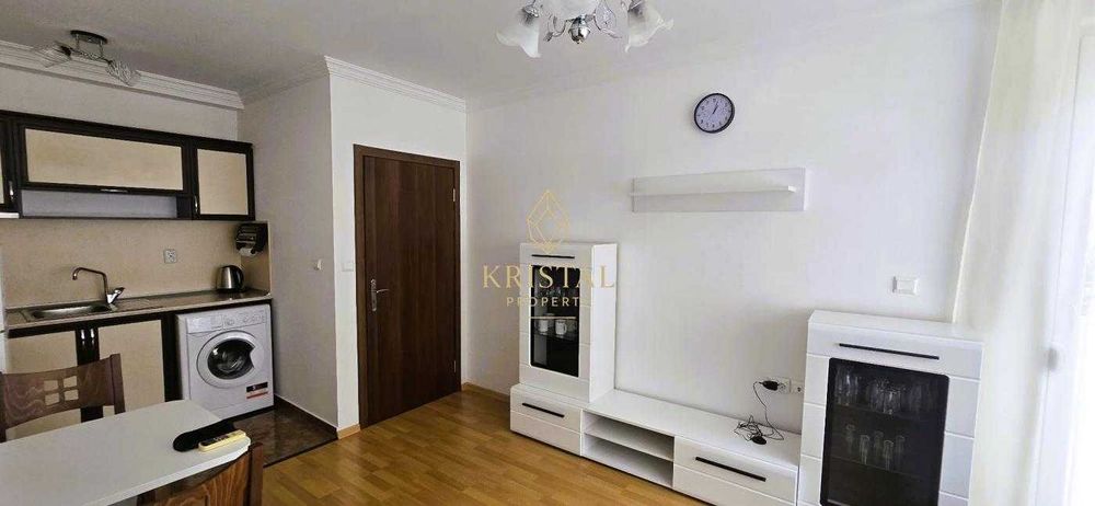 Продава се Двустаен апартамент в к.к. Слънчев бряг - 56 кв.м за 806 €/кв.м - Снимка #3
