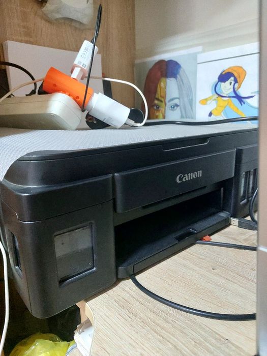 Продаю цветной  принтер Саnon pixma