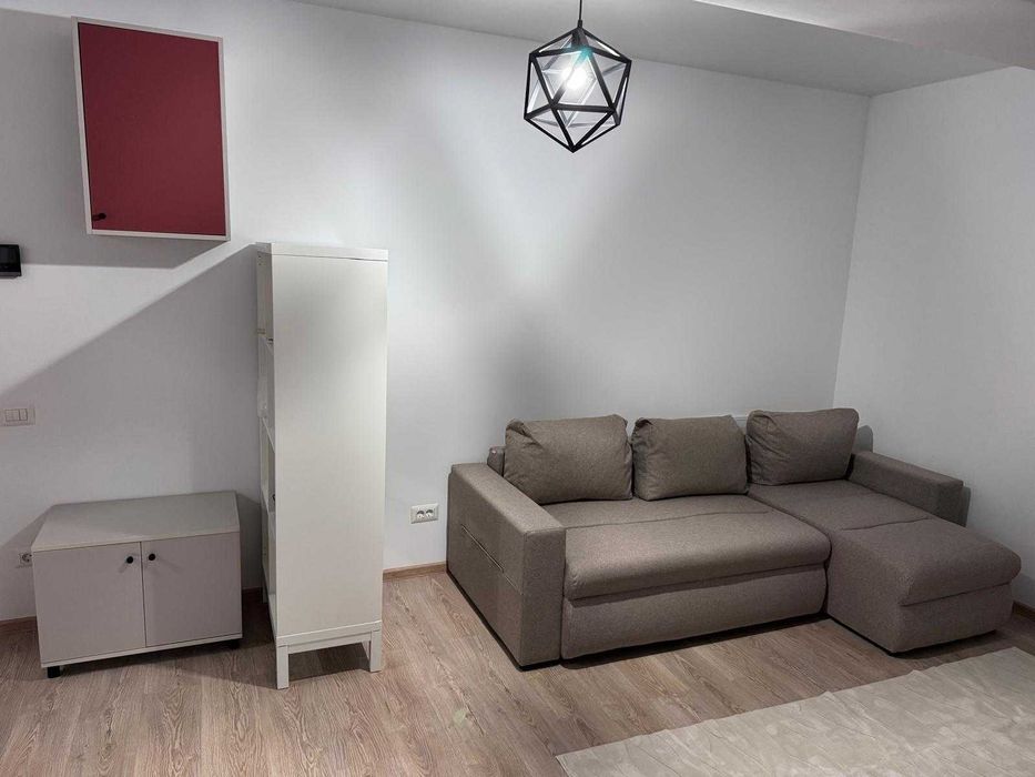 Apartament 3 camere 7 minute metrou Berceni de inchiriat