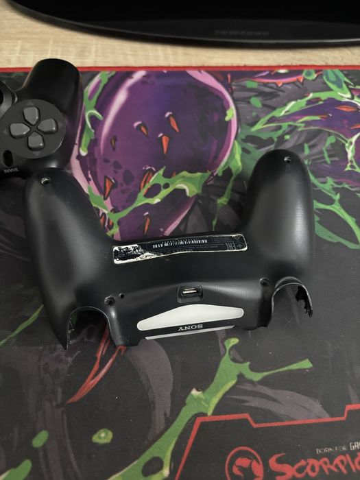 Vand maneta pentru Ps4 piese