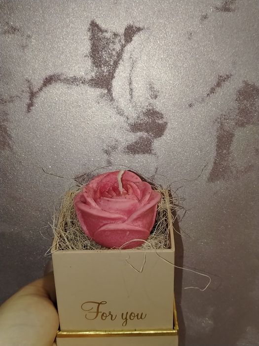 Цвете от восък..