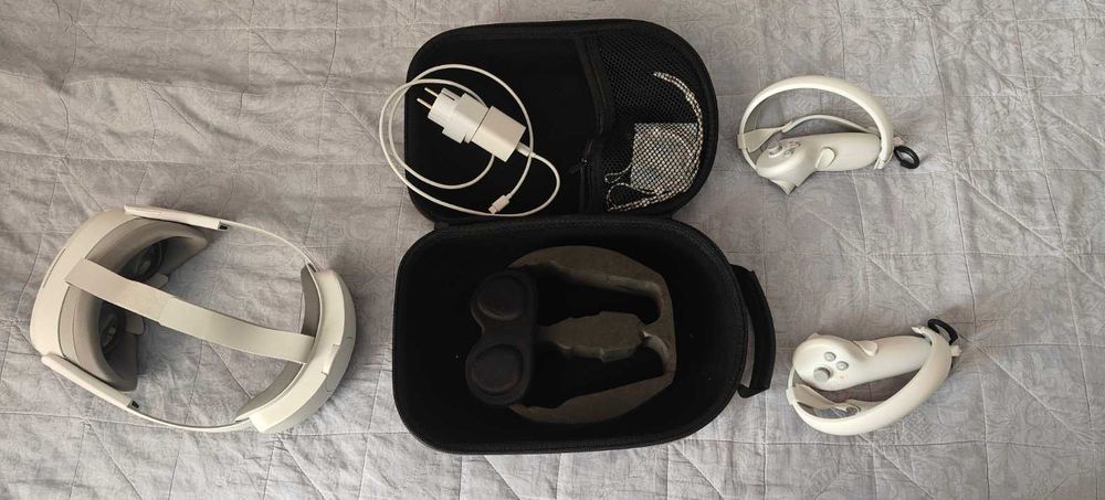 VR гарнитура Pico 4